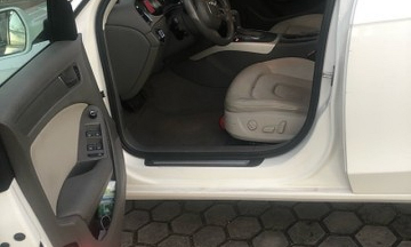Audi A4 2012 Exclusi...