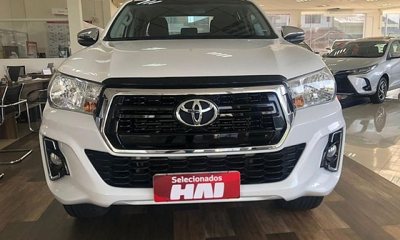 Toyota Hilux 2.8 Srv...