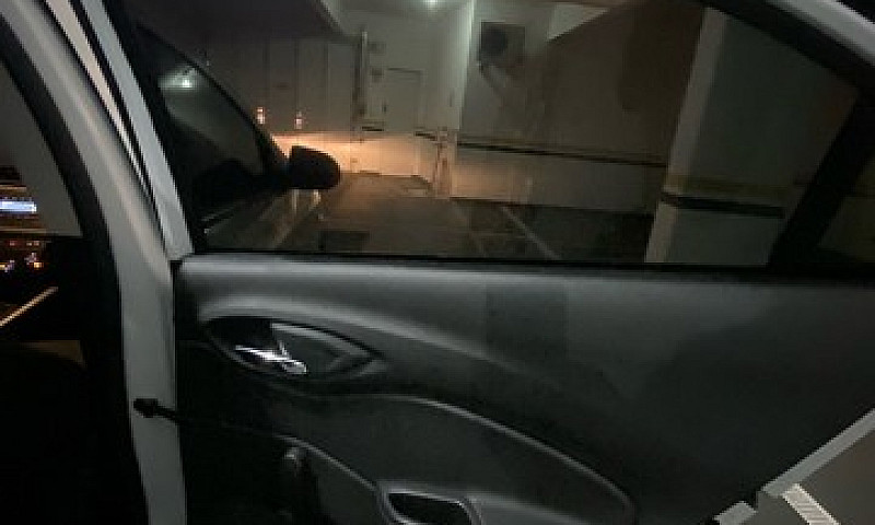 Chevrolet Onix Lt 20...