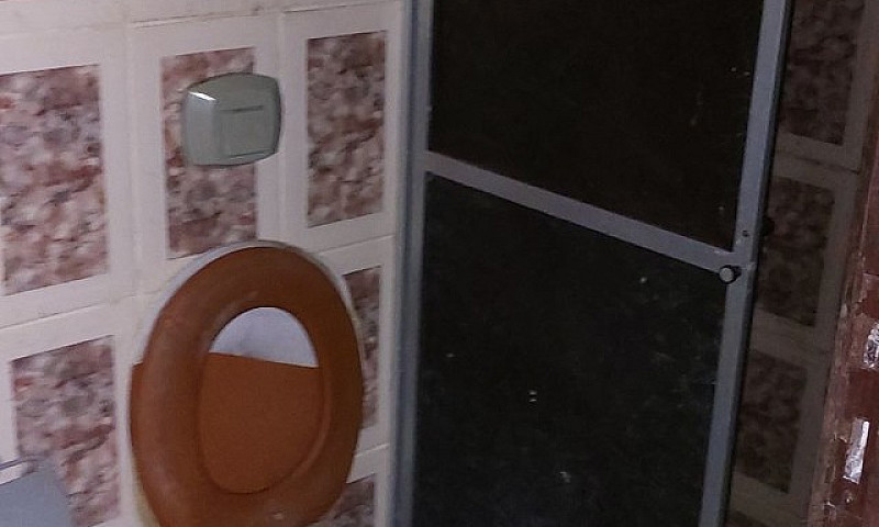 Aluga-Se Kitnet Em V...