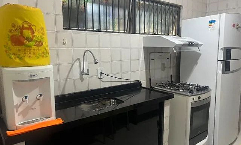 Alugo Apt De 93 M2, ...