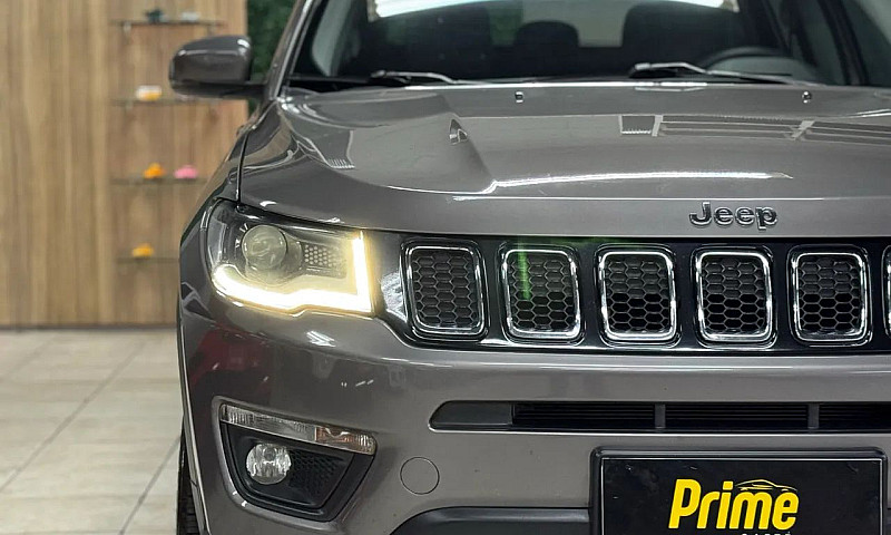 Jeep Compass Longitu...