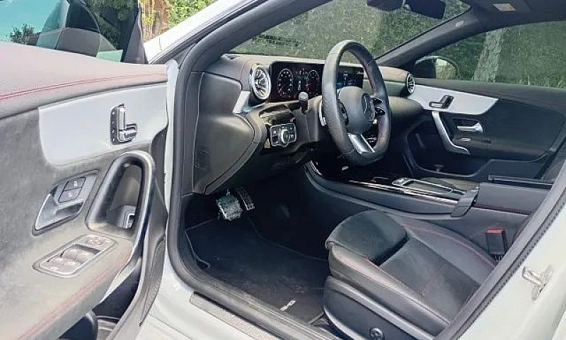 Cla 200 Amg Line 1.3...