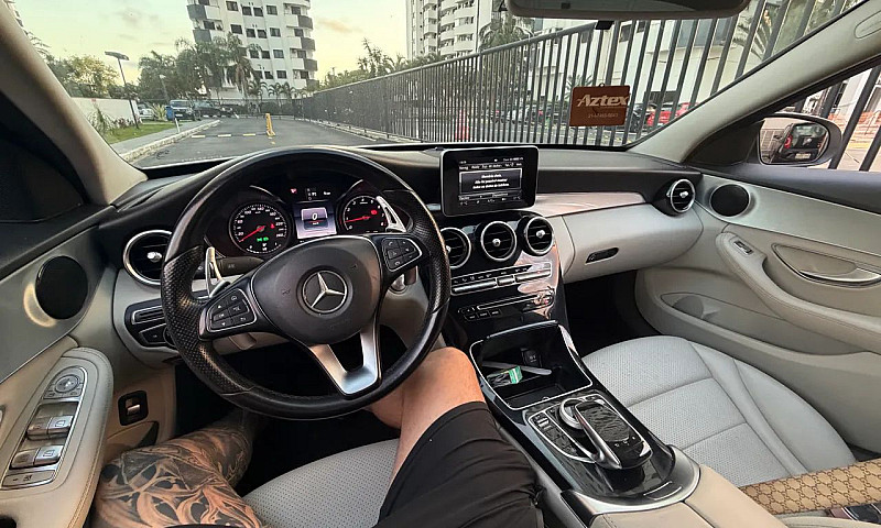 Mercedes-Benz C-180 ...