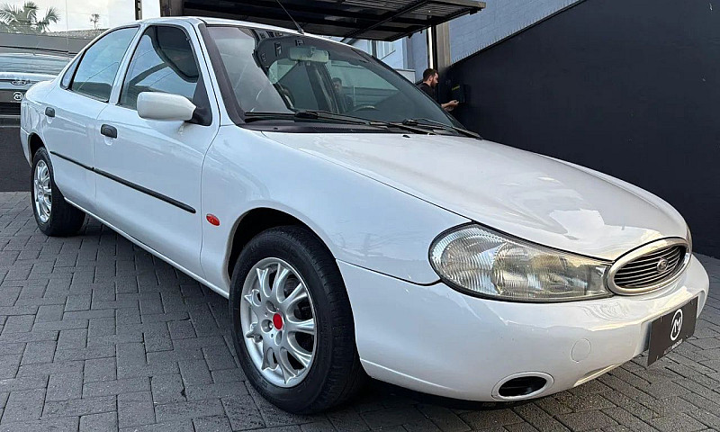 Ford Mondeo Clx 2.0I...