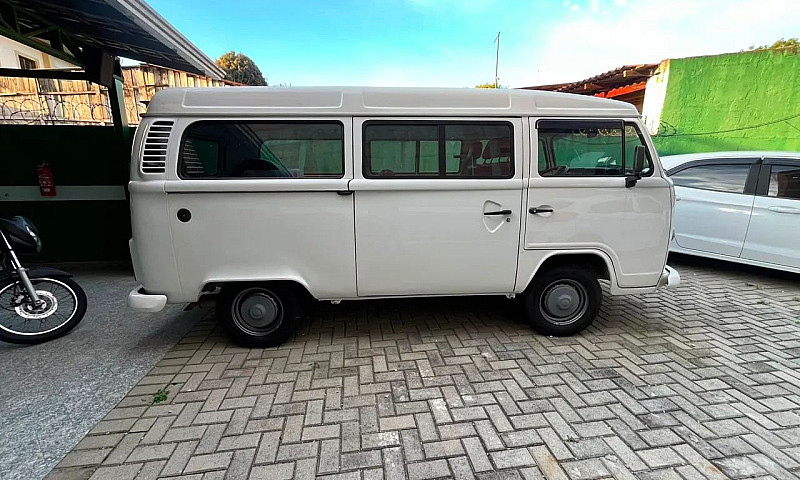 Volkswagen Kombi Sta...