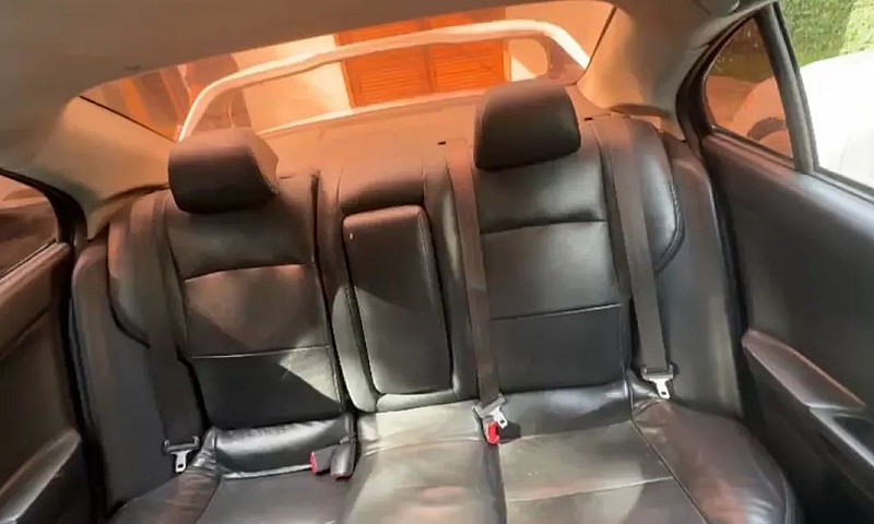 Mitsubishi Lancer Gt...