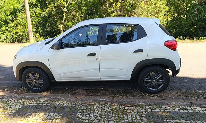 Renault Kwid Zen 1.0...