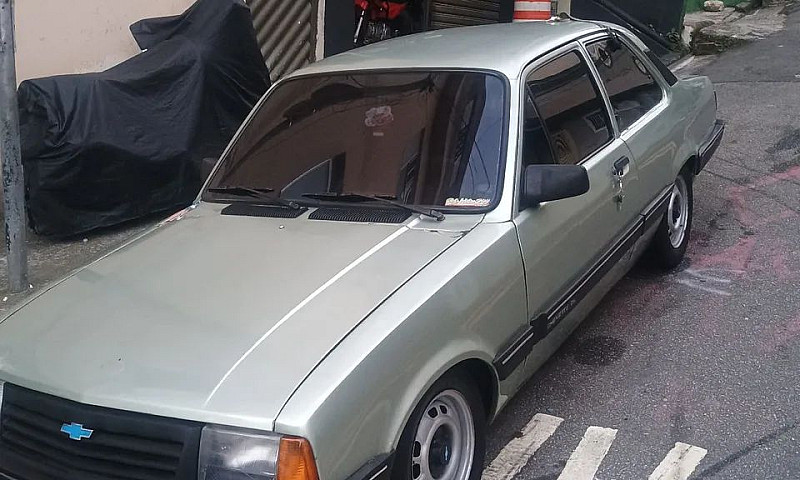 Chevrolet Chevette L...