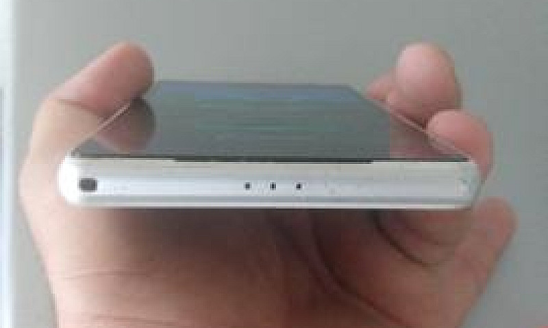 Sony Xperia Z2...