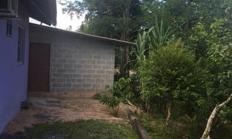 Linda Casa No Centro...