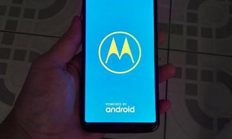Moto Z3 Playpreto...