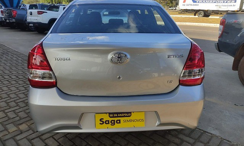 Etios Sedã 18/19...