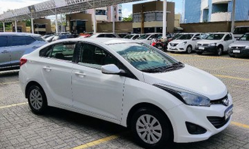 Hyundai Hb20S 1.6 - ...