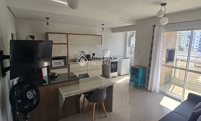 Dois Dormitórios Com...