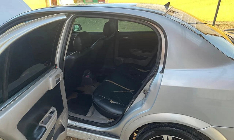 Chevrolet Astra Seda...