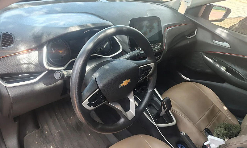 Chevrolet Onix Plus ...