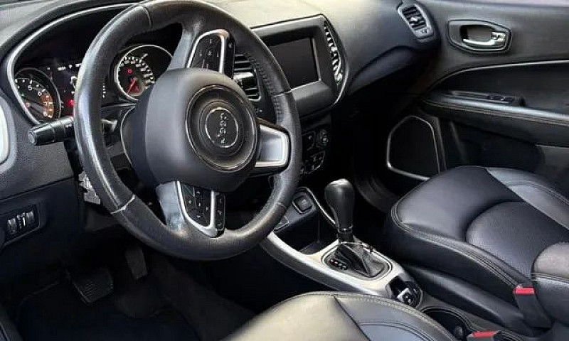 Jeep Compass Sport 2...