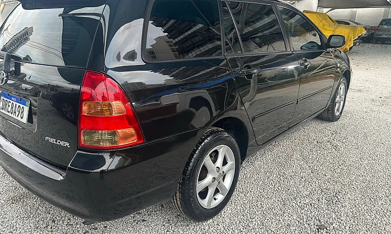 Toyota Corolla Field...