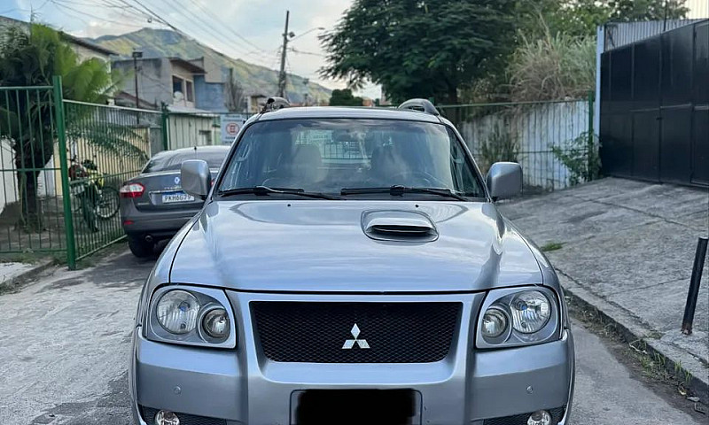 Mitsubishi Pajero Sp...