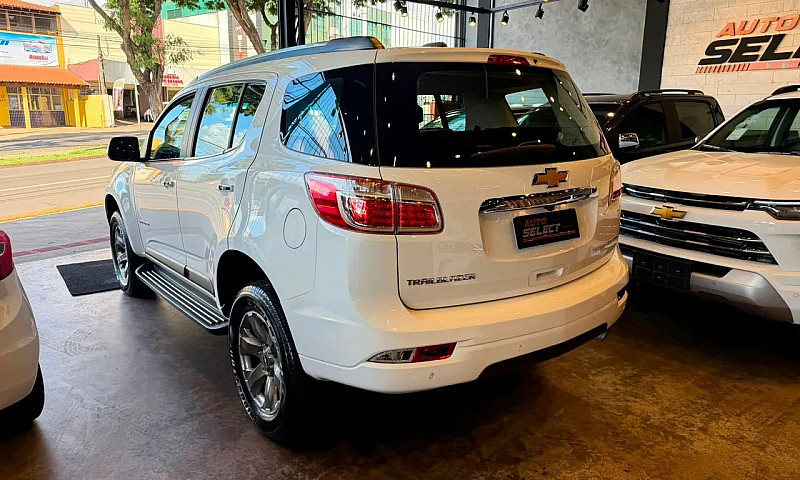 Chevrolet Trailblaze...