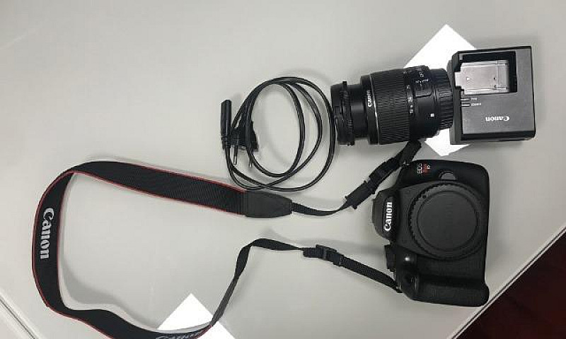 Camera Canon Eos T5...