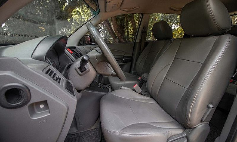 Hyundai Tucson Gls 2...