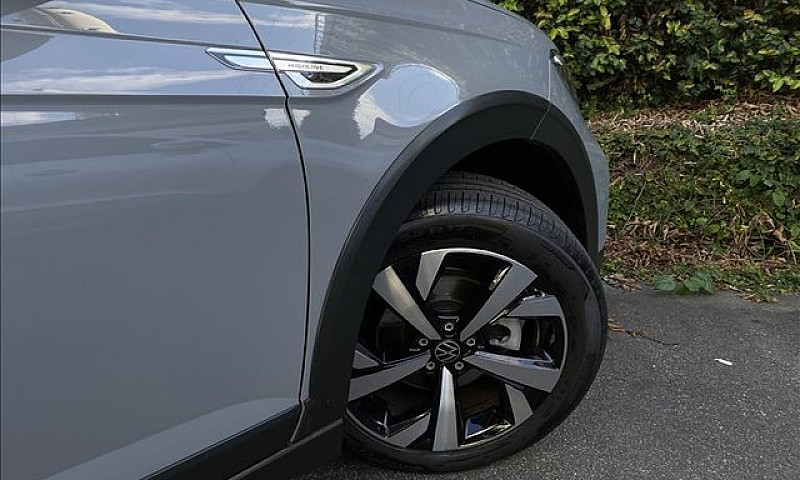 Volkswagen Nivus 1.0...