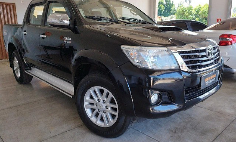 Hilux Cd Srv 4X4 Com...