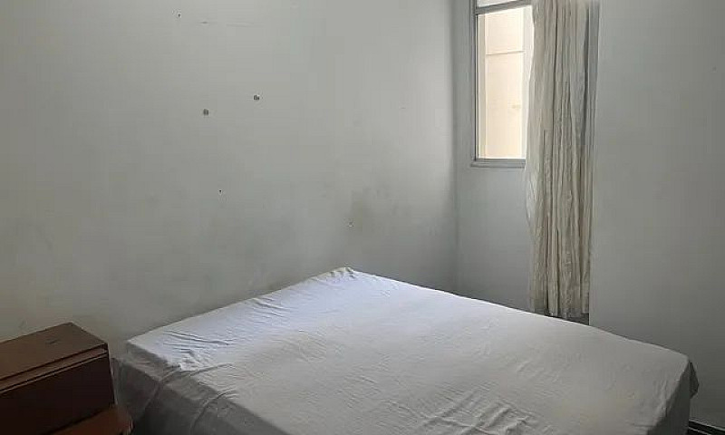 Quarto De República ...