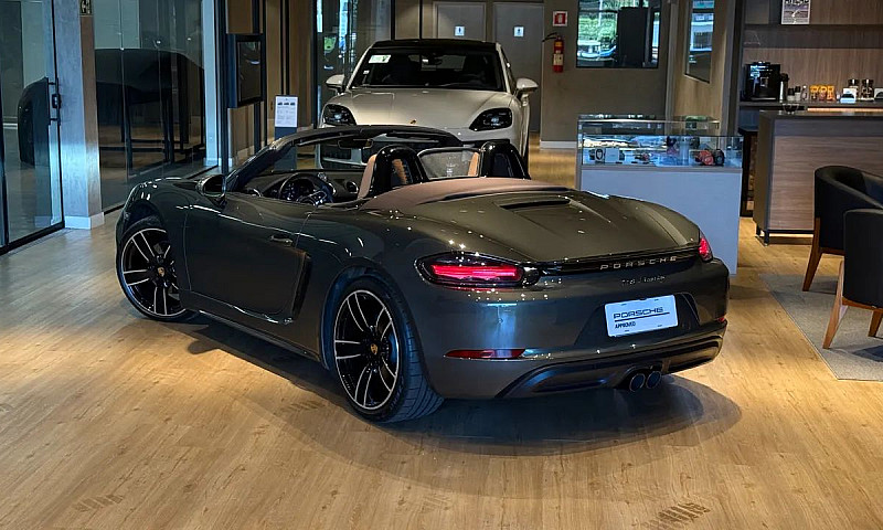 Porsche 718 Boxster ...