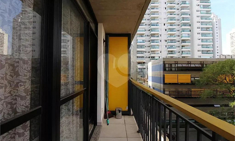 Apartamento Com 1 Qu...