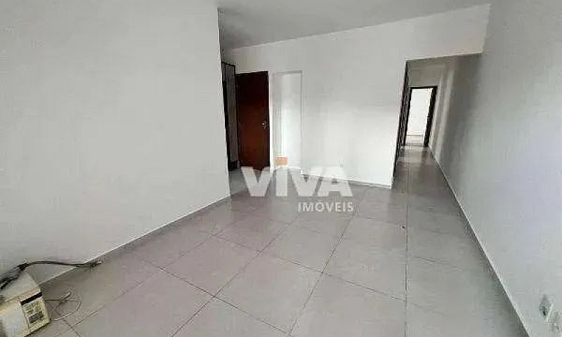 Casa Com 3 Dormitóri...