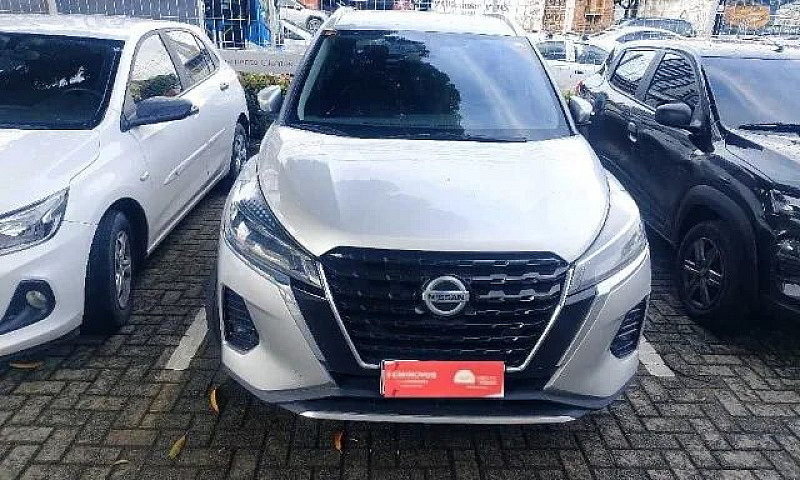 Nissan Kicks Exclusi...