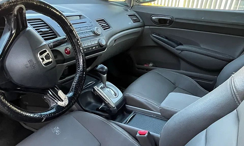 Honda Civic Sedan Lx...