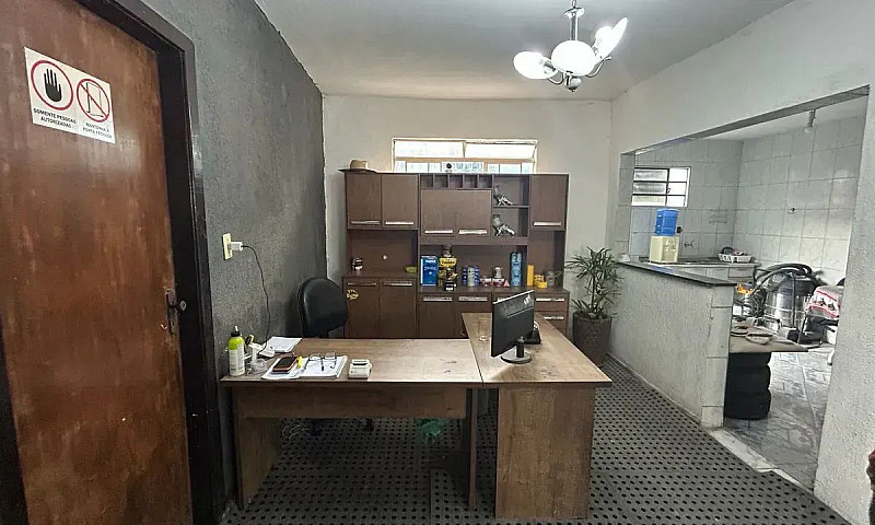 Casa Com 2 Dormitóri...