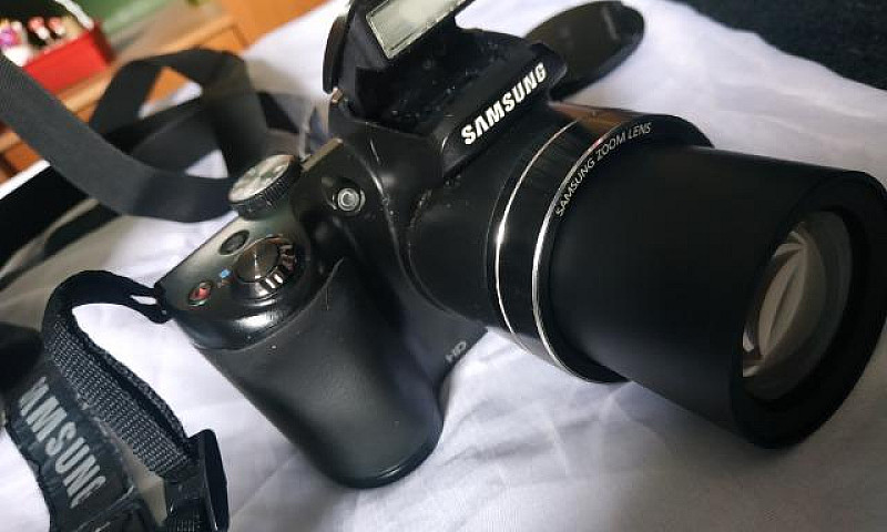 Câmera Samsung Wb100...
