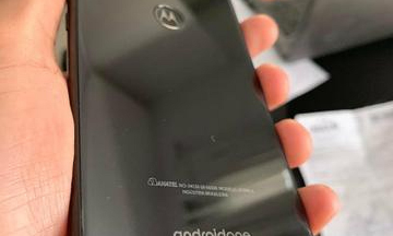 Motorola One 64 Gb +...