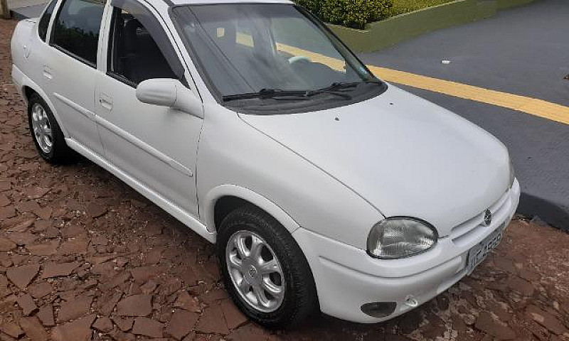 Chevrolet Corsa Seda...