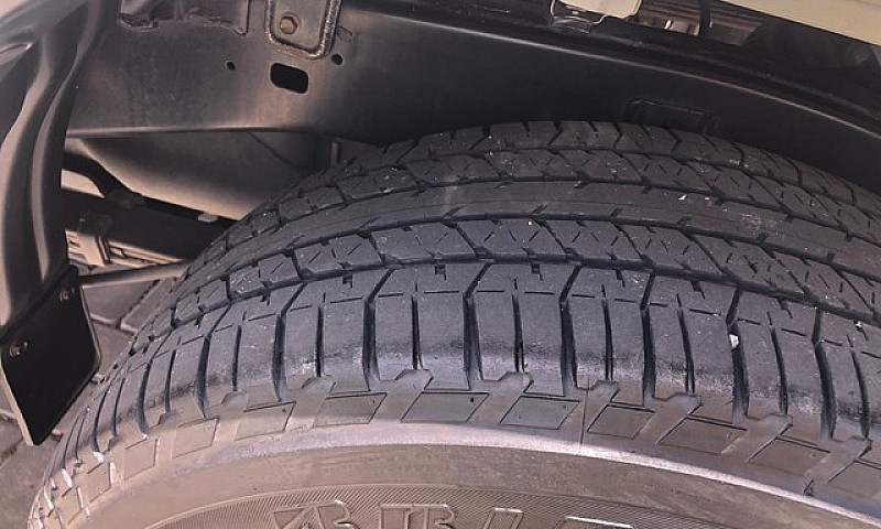 Toyota Hilux Srx 201...