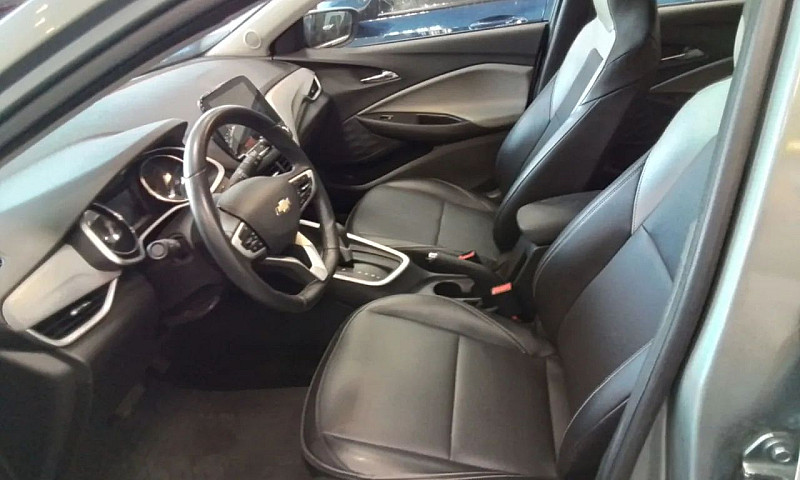 Chevrolet Onix Plus ...