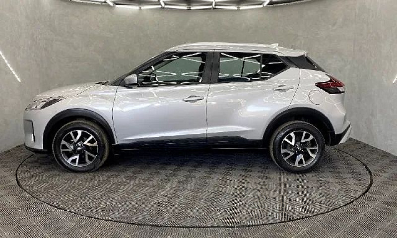 Nissan Kicks Sense 1...