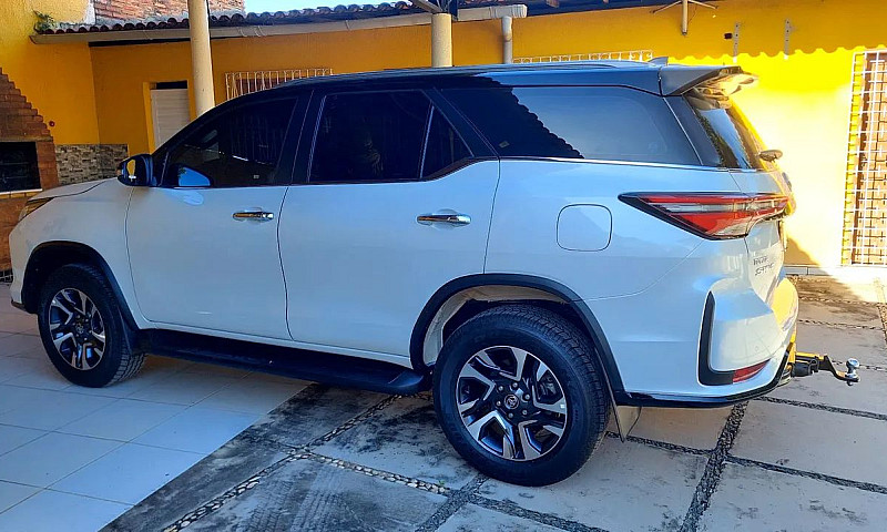 Toyota Hilux Sw4 Srx...