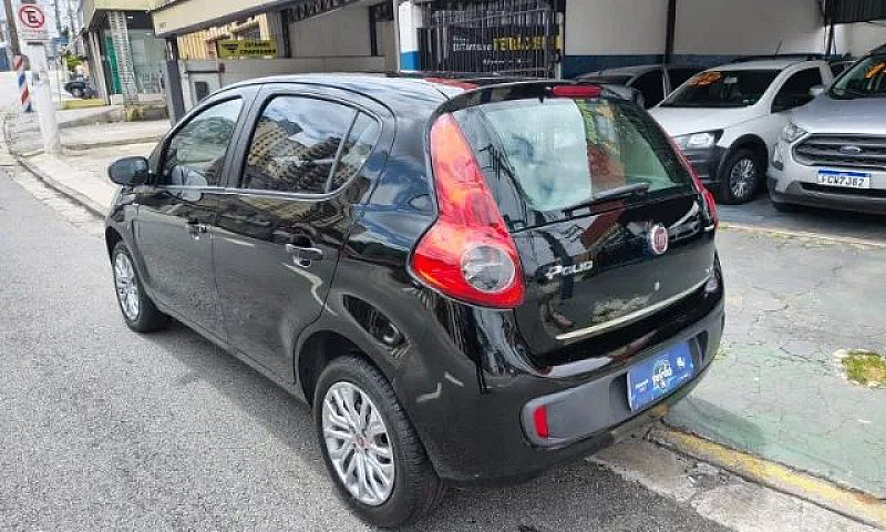 Fiat Palio Essence 1...