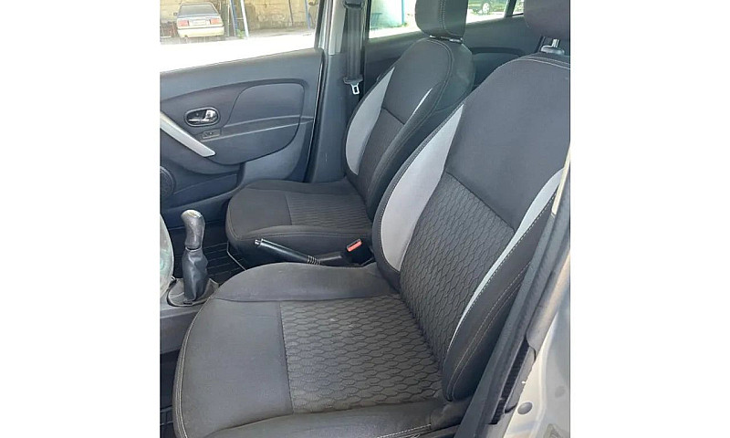 Renault Sandero Expr...