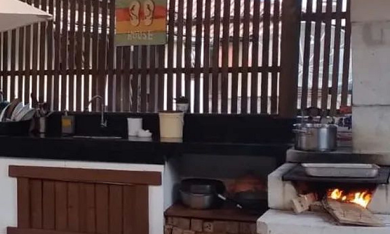 Casa Ampla Ao Lado D...