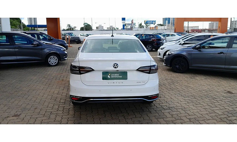 Volkswagen Virtus Co...