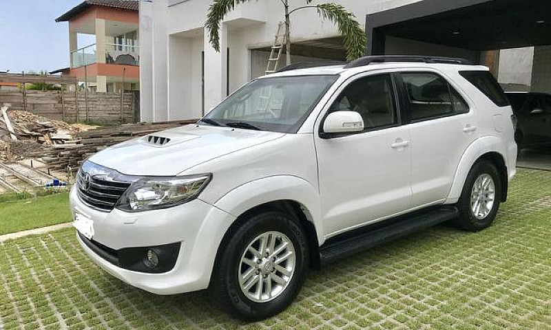 Toyota Hilux Sw4 Srv...