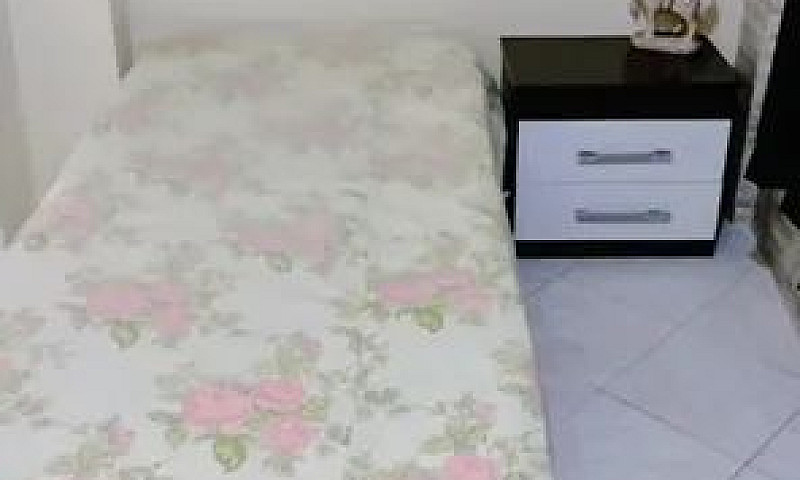 Alugo Quarto No Méie...