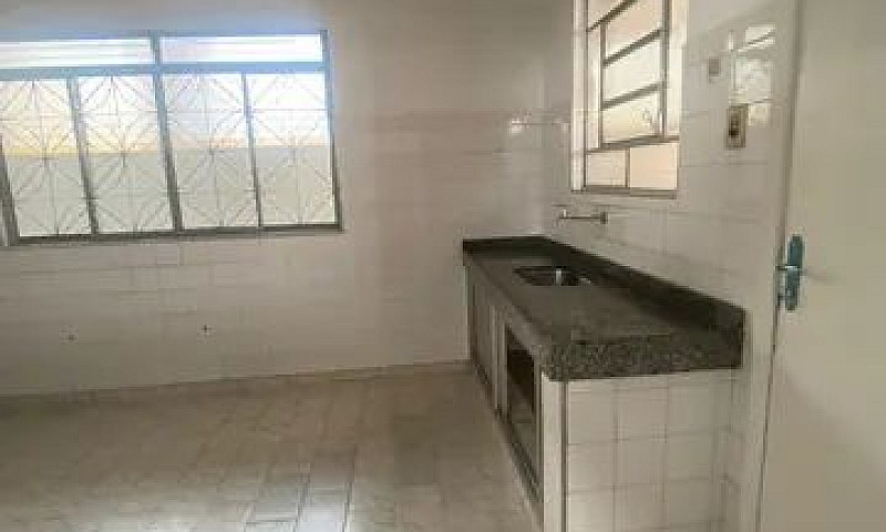 Casa Para Aluguel  N...